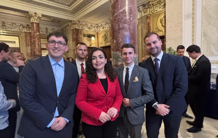 Foto mit Präsidentin